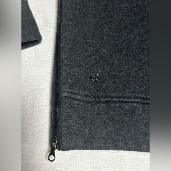 Lululemon Yes Fleece Pullover women’s Large 10 - Picture 3 of 9